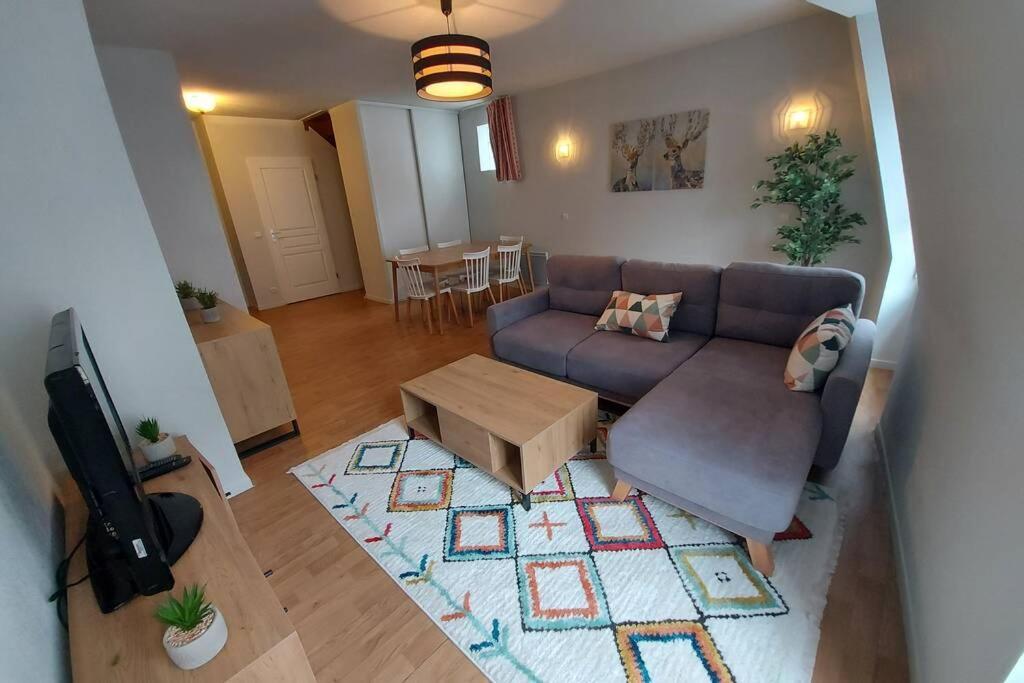 Appartement Moderne, Hyper-Centre - 6/8 Pers. Bagnères-de-Luchon Esterno foto